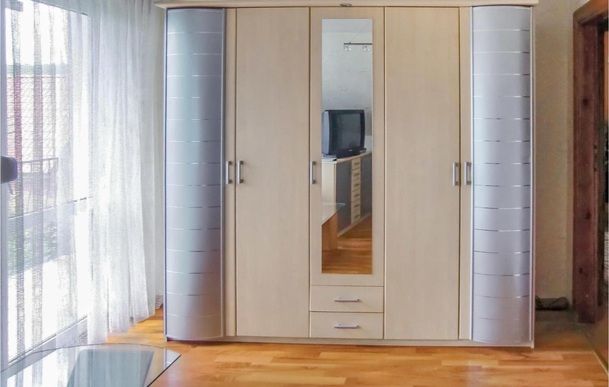 Amazing Home In Kolczewo With Sauna Eksteriør billede